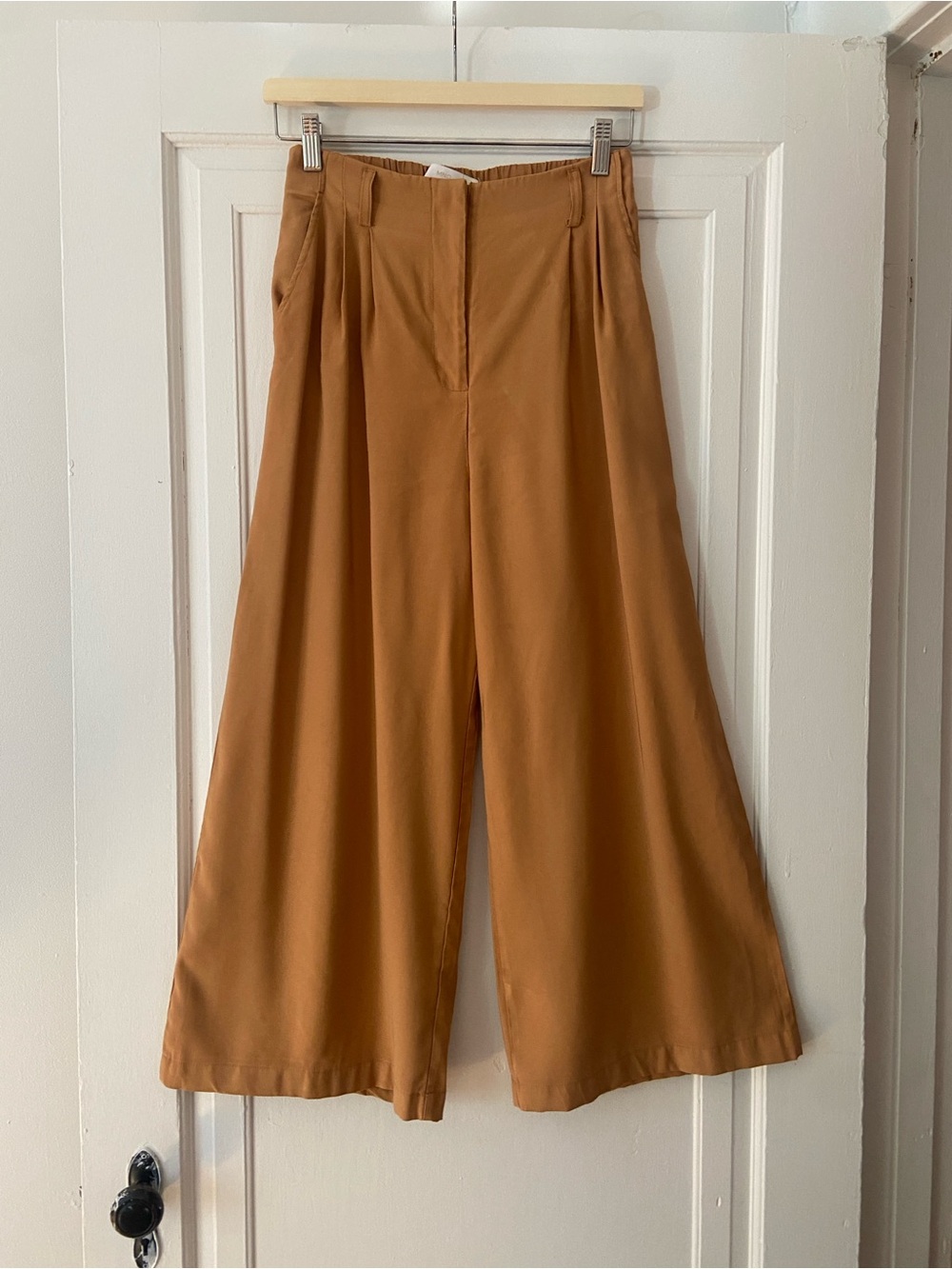 Mango Wide-Leg High-Rise Pants in Caramel
